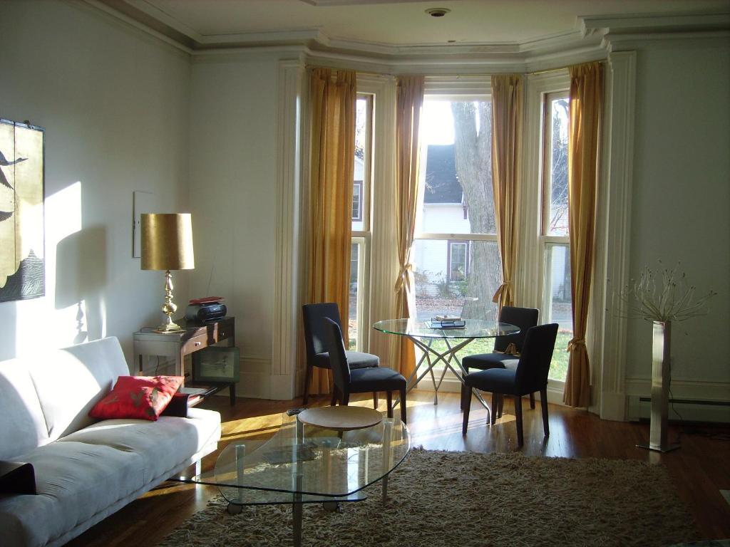 Absolute 1000 Islands Monthly Suites 加纳诺克 客房 照片