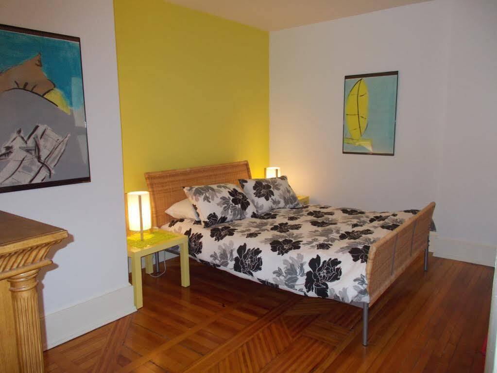 Absolute 1000 Islands Monthly Suites 加纳诺克 外观 照片